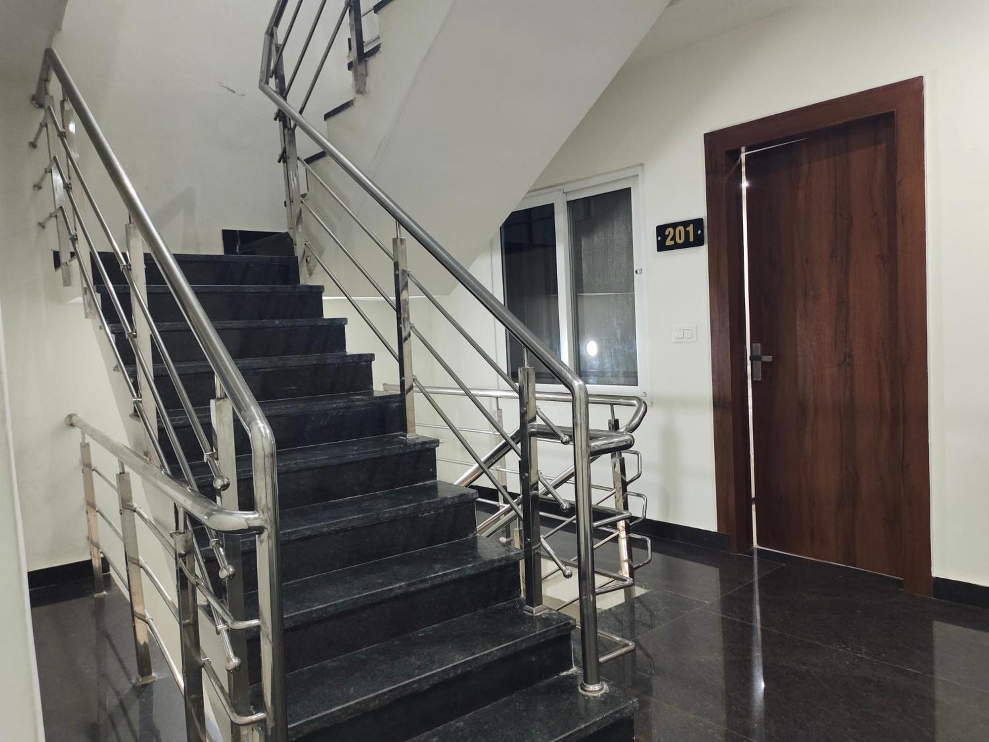 Hotel Skyland Warangal Ngoại thất bức ảnh