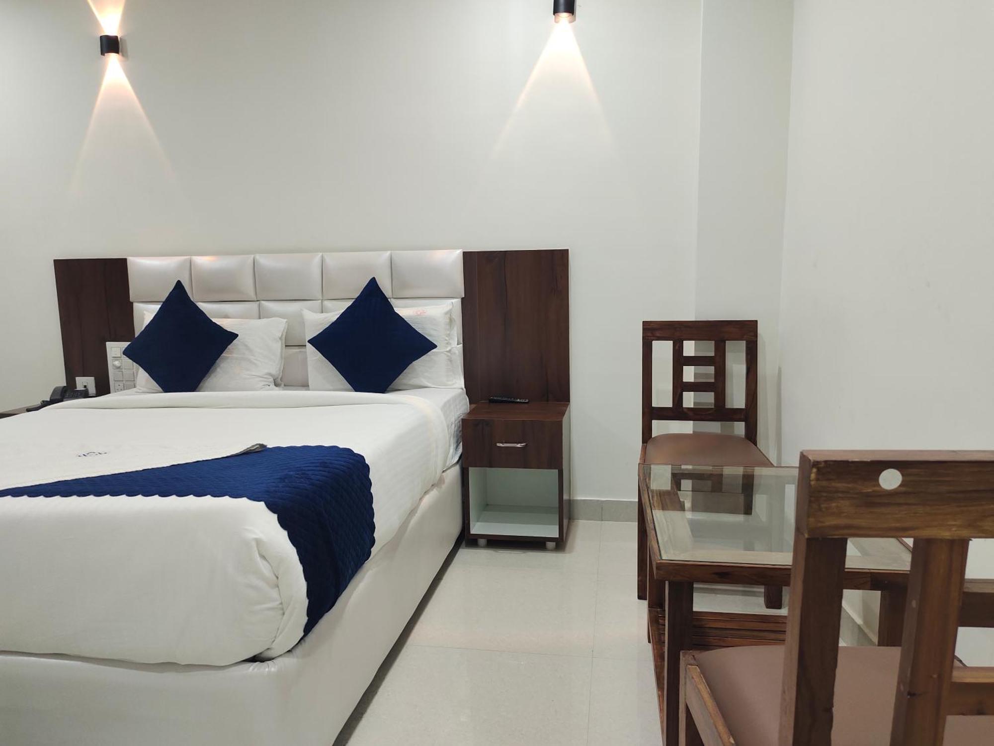 Hotel Skyland Warangal Ngoại thất bức ảnh