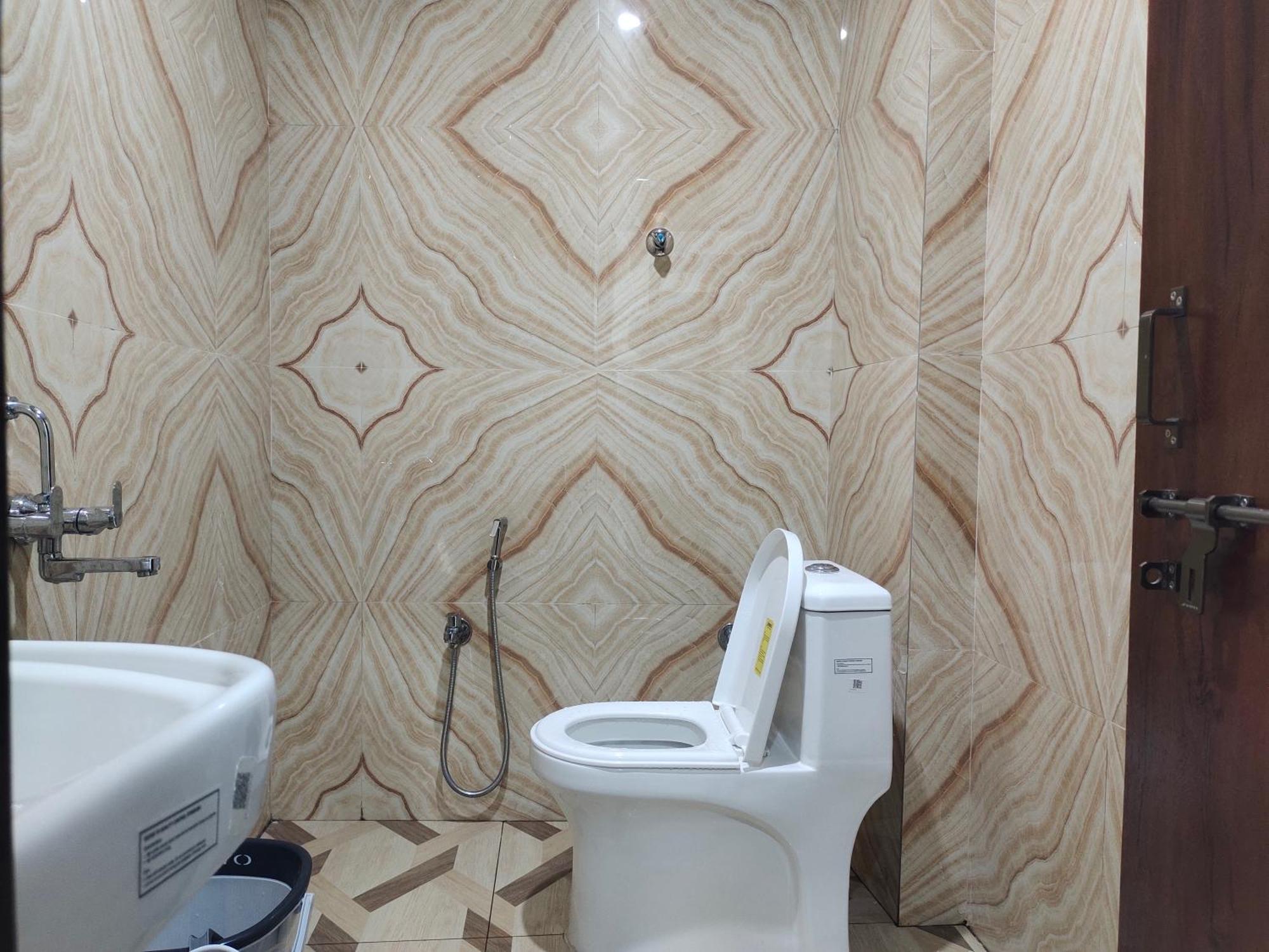 Hotel Skyland Warangal Ngoại thất bức ảnh