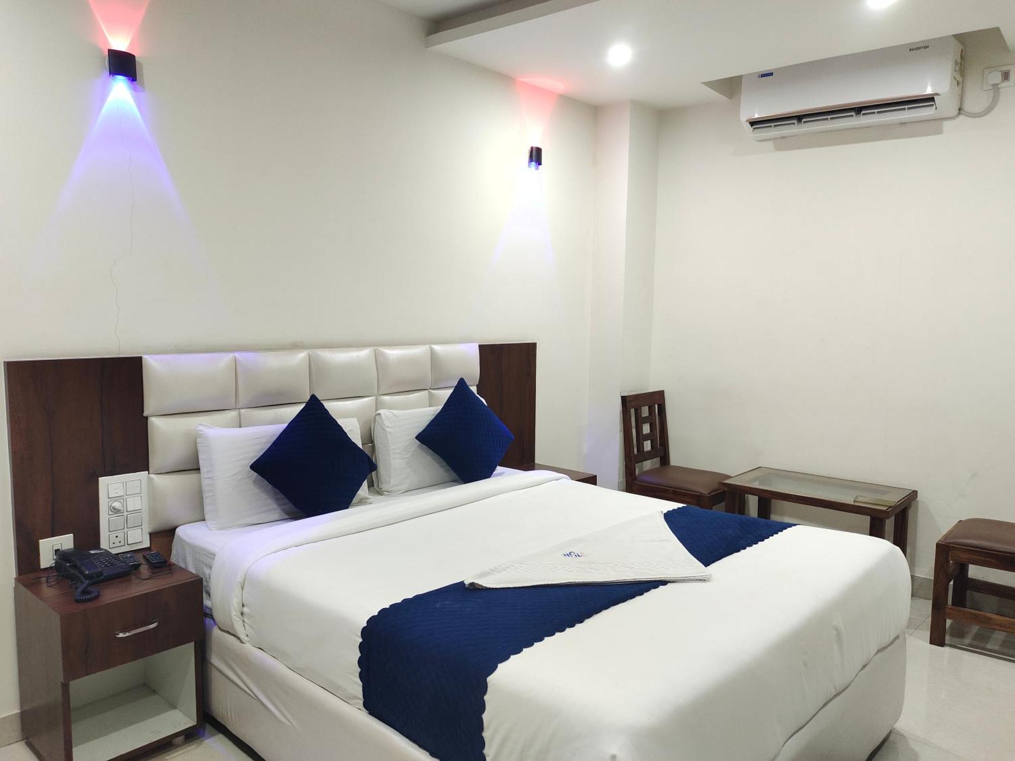 Hotel Skyland Warangal Ngoại thất bức ảnh